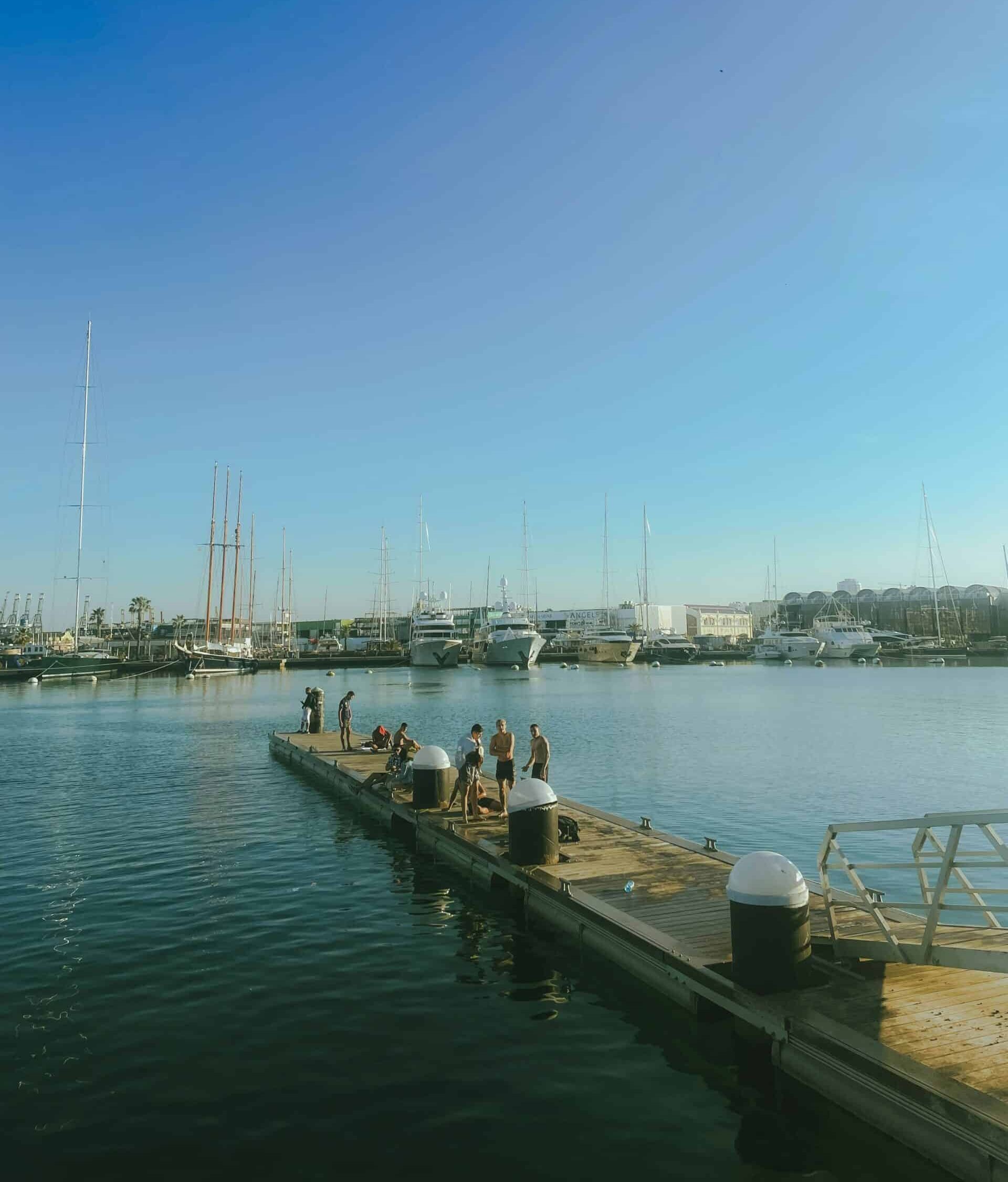 muelle del puerto de valencia